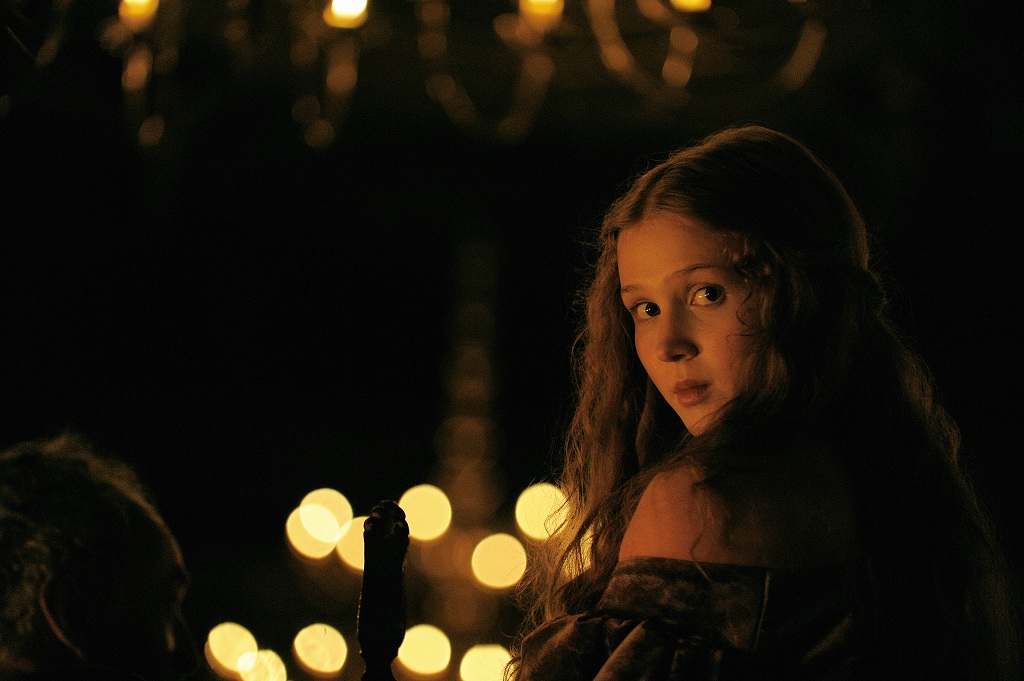 Isolda Dychauk as Lucrezia Borg...